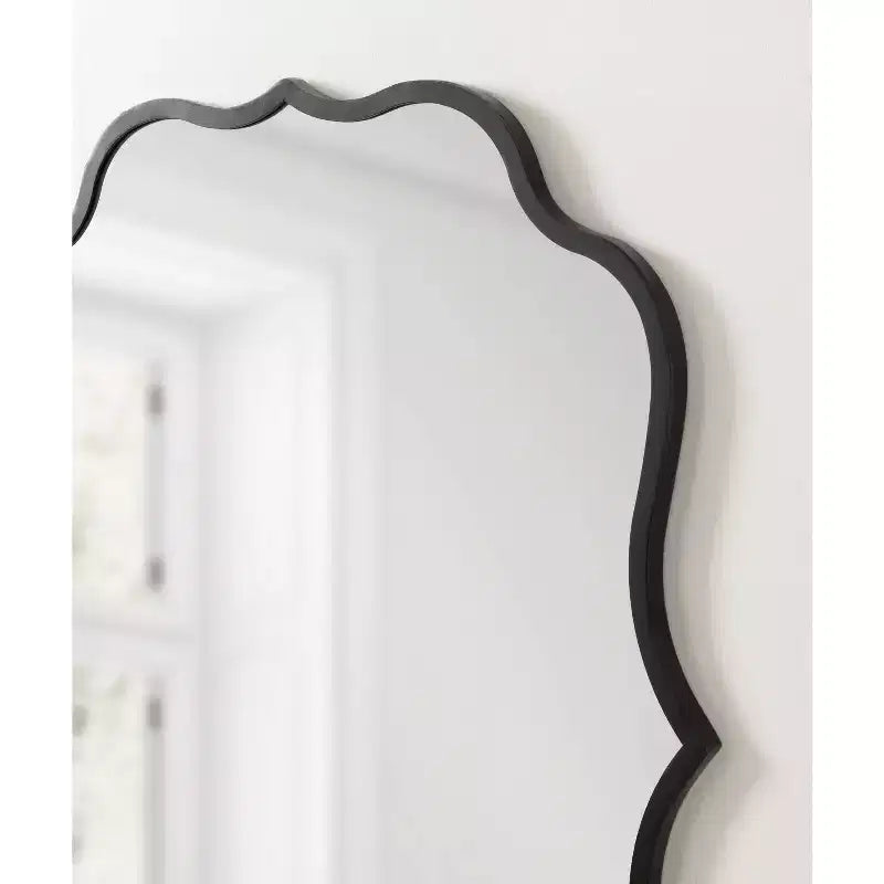 24 x 30 Higby Wandspiegel mit Rahmen